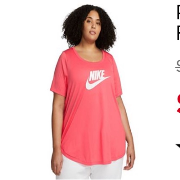 Women’s Nike Plus Size Tunic - Picture 3 of 3